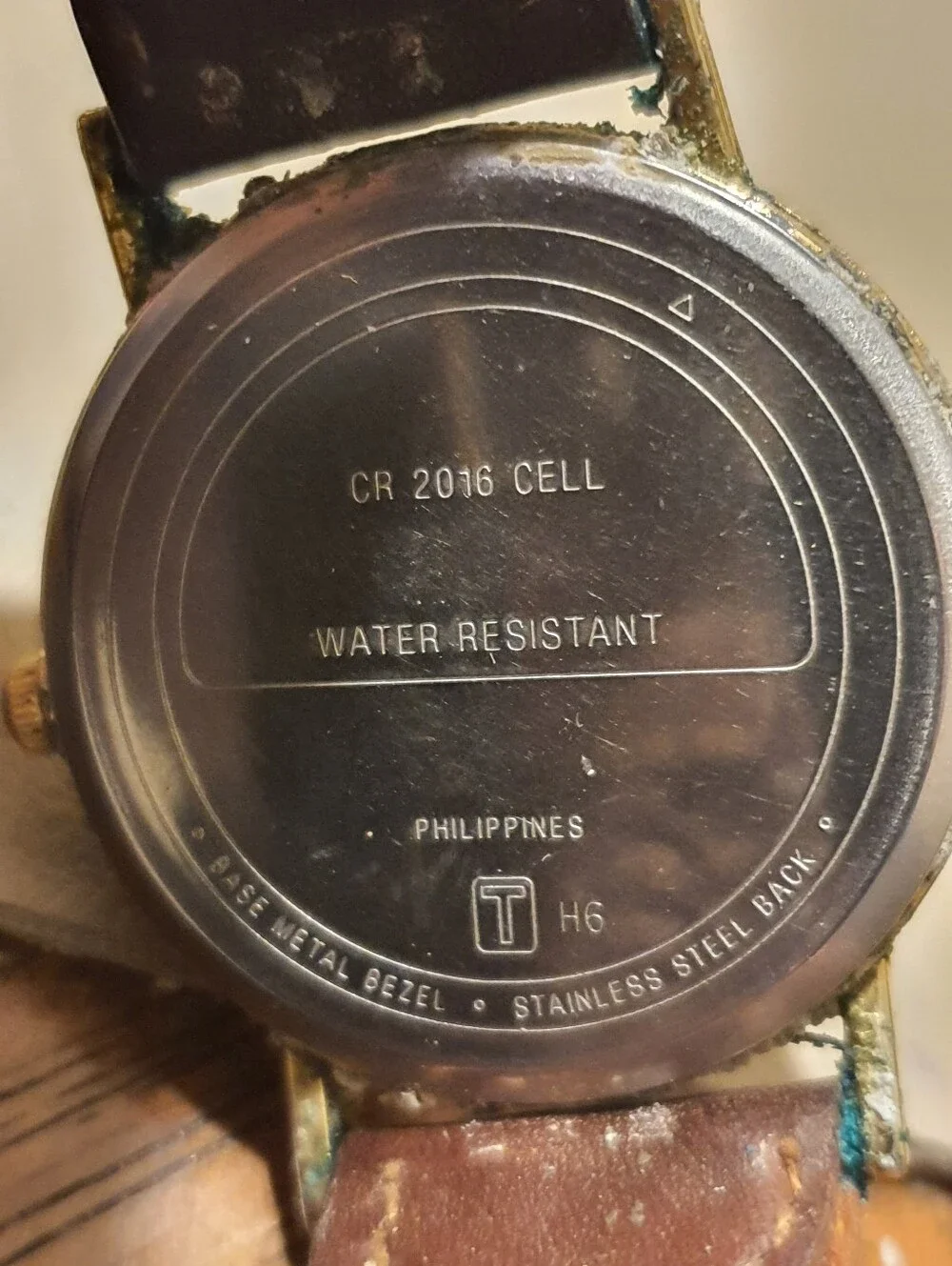 10/$20 Acqua Indiglo Goldtone/Tan Leather Men's Watch